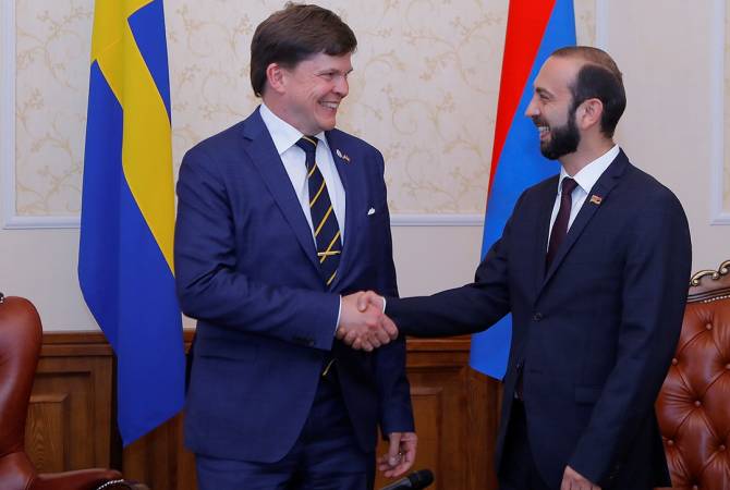 [Aug 27] Speakers of Sweden and Armenia meet