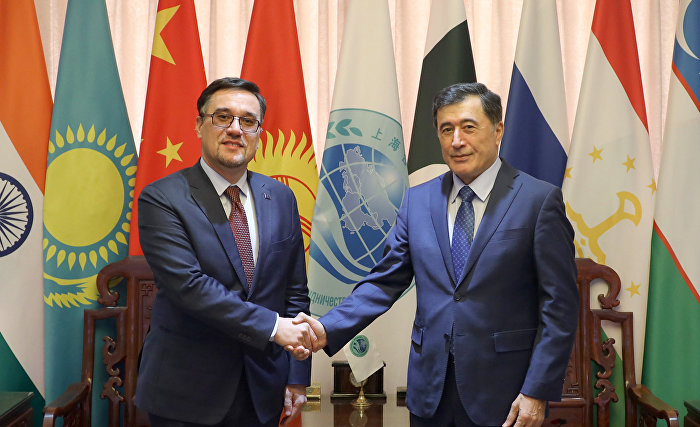 [Nov 26] Secretary-General of SCO meets with head of the EU delegation to Mongolia