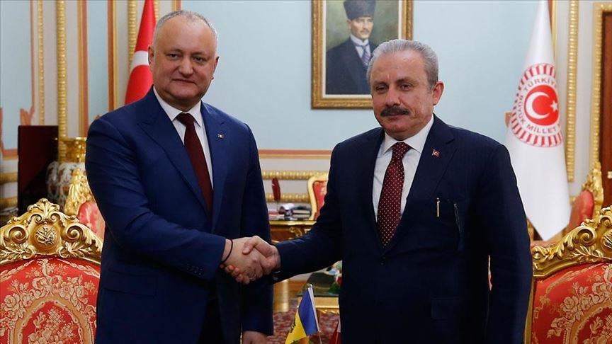 [Jan 2] The Speaker of Turkish parliament meets with the President of Moldova