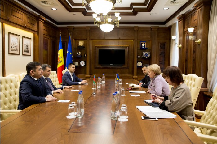 [Mar 4] Moldovan Parliament Speaker meets Ambassador of Azerbaijan